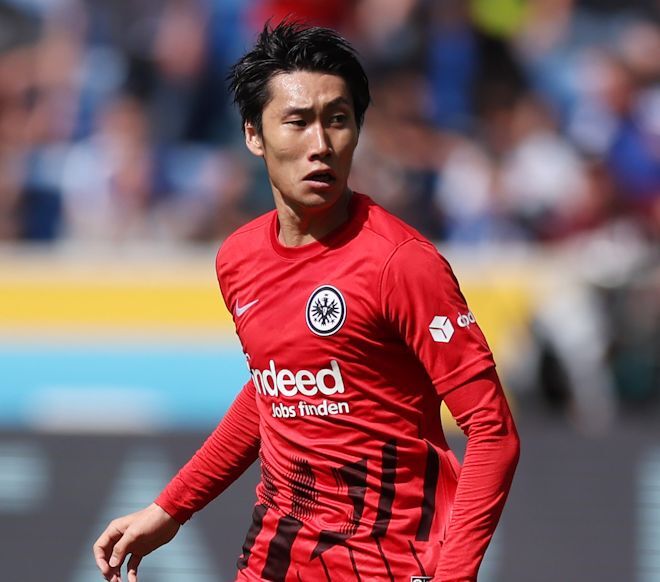 憤慨している」「かなりすごい！」鎌田大地の復帰説にフランクフルトの