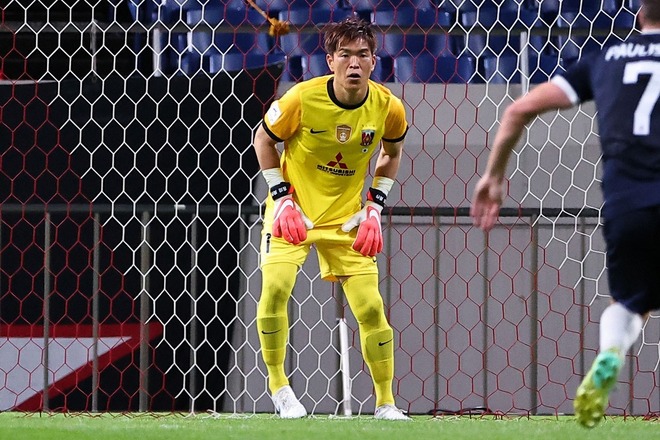 日の丸が似合います」J1浦和が発表したACL仕様のGKユニフォーム