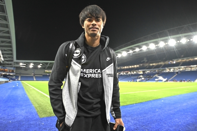 三笘薫 ボディスプレーSG040】三笘薫 直筆サイン入りブライトン24/25