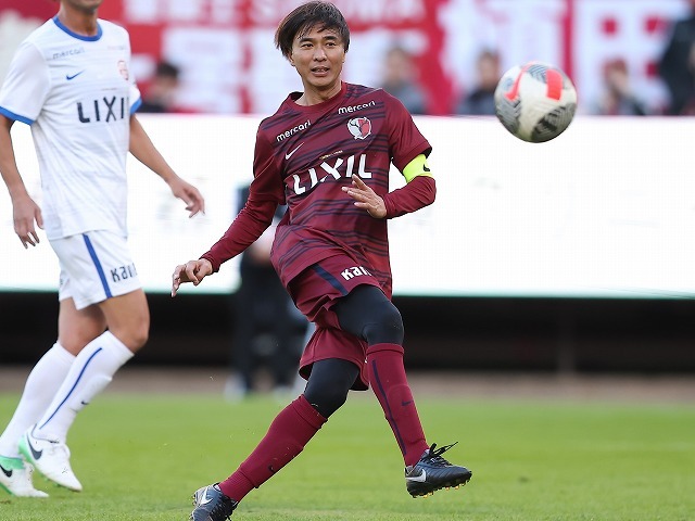 長年在籍した鹿島から北九州に移籍した30代、海外挑戦を決断した40代
