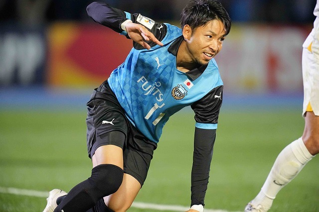 川崎フロンターレ 小林悠選手 Annex 等身大パネル