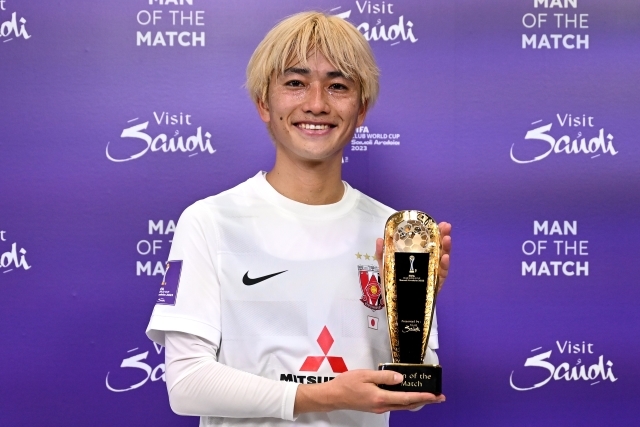 よく走ってたし攻守に効いてた」浦和MF小泉佳穂、クラブ・レオン