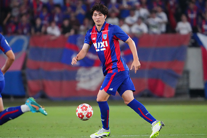 「悔しい気持ちと申し訳ない気持ちでいっぱい」パリ五輪世代の有望株がFC東京からサガン鳥栖へ期限付き移籍 - サッカーダイジェストWeb