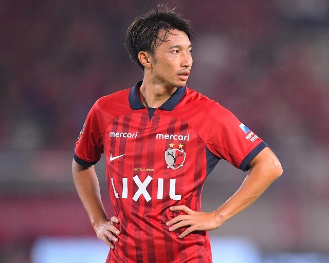 鹿島が24年の新背番号を発表！ 31歳MFの“10番”復活にファン歓喜