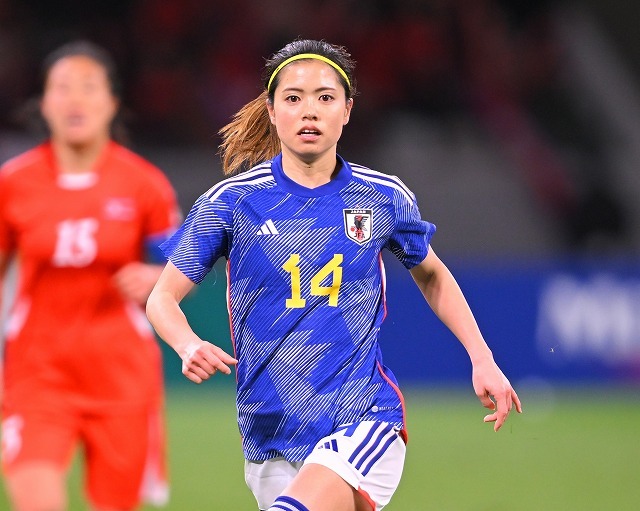なでしこジャパン、なぜ3バックに戻した？ 長谷川唯が明かす