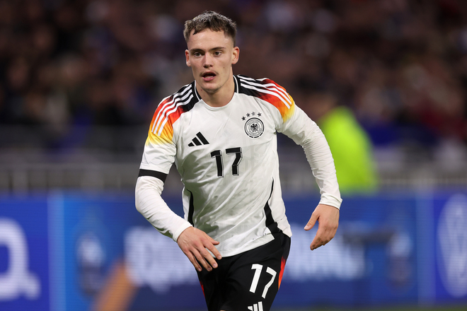 ドイツ代表 adidas ドイツ代表 2022 トレーニングトップ(レッド) VS318 HF3973