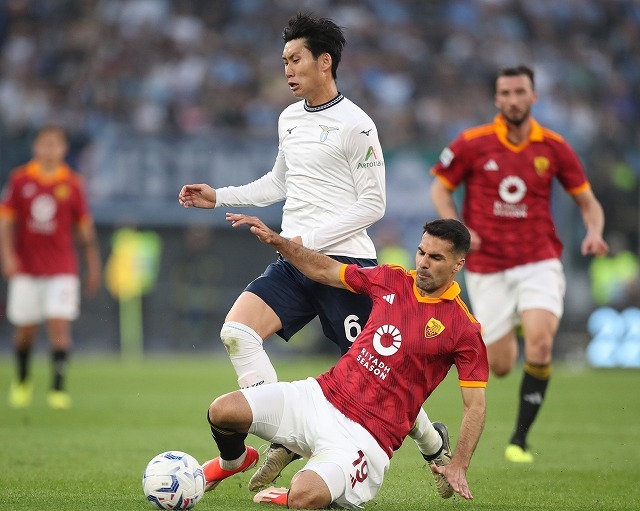 コントロール上手すぎな」ラツィオ鎌田大地、幻のゴールも絶妙タッチが