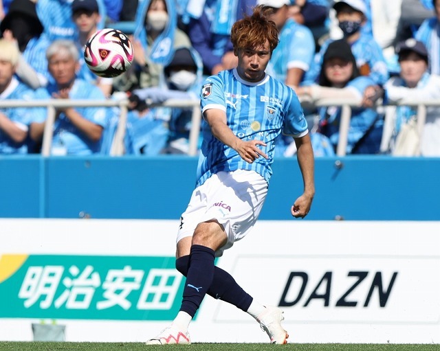 神すぎる左足！ 横浜FCの福森晃斗がアシスト連発！「エグすぎる
