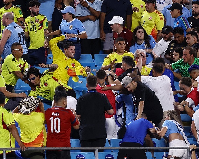 50年前の出来事だ」スタンドでの乱闘騒ぎにアルゼンチン指揮官も愕然