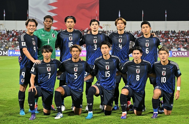 サッカー日本代表☆ 公式　激レア早いも勝ち 日本代表27選手の通信簿】2戦12発と凄まじい連勝。最高の「S