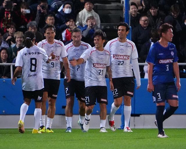 ダビド・シルバが圧巻1G2A！“偉人結集”のダイヤモンドカップ