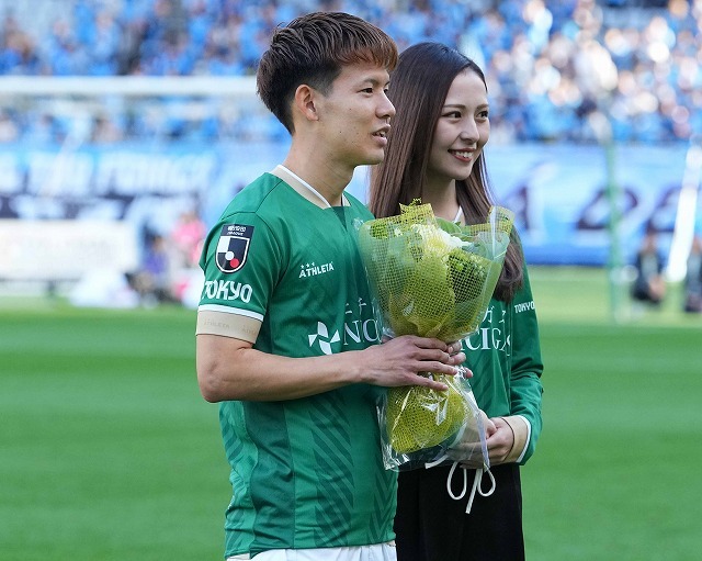 悔しい思いでいっぱい」“10番”見木友哉はなぜ1年でヴェルディを去る