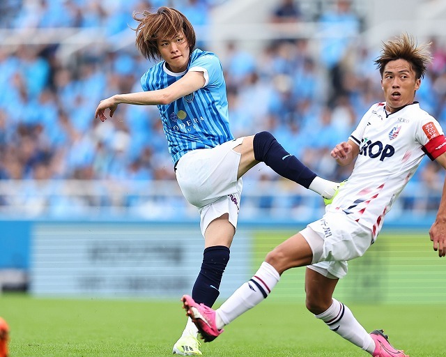 横浜FCの中村拓海が「笑ったり泣いたりの3年」に感謝。C大阪に完全