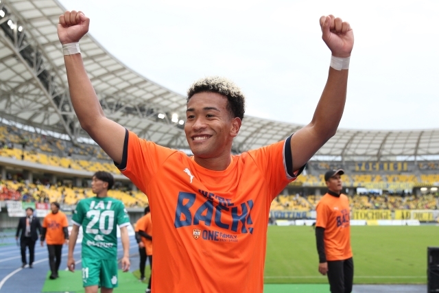 清水に完全移籍の住吉ジェラニレショーンが思う最大の恩返し「必ず