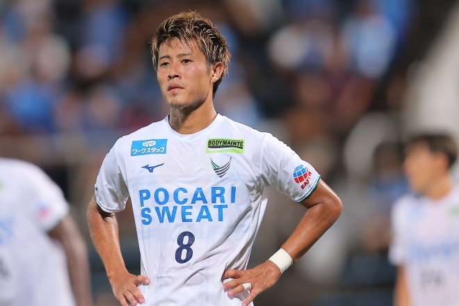 Amazon.co.jp: セレッソ大阪 フォト 8番 香川真司選手 清武弘嗣