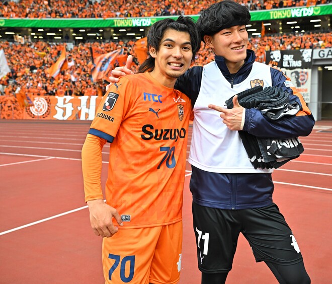 清水の右SBは今年も70番が定着か。高木践が国立のピッチで堂々たる