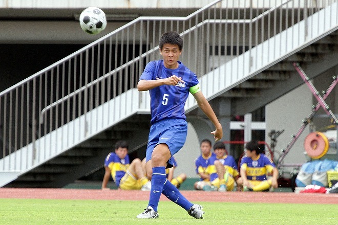 和泉竜司選手 市立船橋高校ピステ上下 Y☆voice117]市立船橋FW和泉竜司