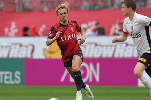 【Jリークチップス　鹿島アントラーズ　鈴木優磨】 復刻 Jリーグチップス 鹿島アントラーズ 鈴木優磨 レアカード