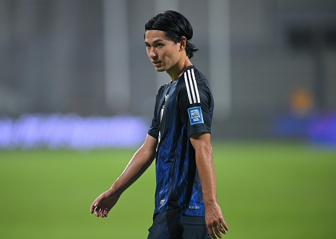 最終値下げサッカー日本代表　南野拓実　10番ユニフォーム 南野拓実 日本代表ユニフォーム 10番 タキ、似合っているよ