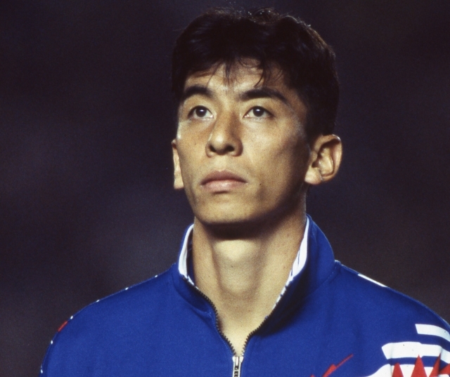 井原正巳DVDバイオグラフィー グレートディフェンダー・日本代表の軌跡 ディフェンスの選手がトイレに行って…」“アジアの壁”井原正巳がDFに