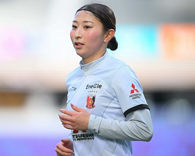 2021 浦和レッズ レディース 直筆サインカード 塩越柚歩 Amazon.co.jp: 2022 浦和レッズレディース 塩越柚歩 直筆サイン