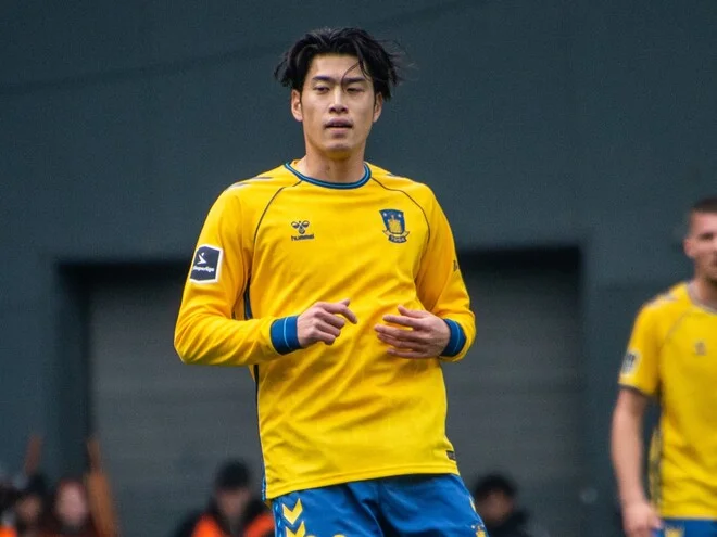 話し合いの中で…」フライブルク移籍決定の鈴木唯人、決断理由は