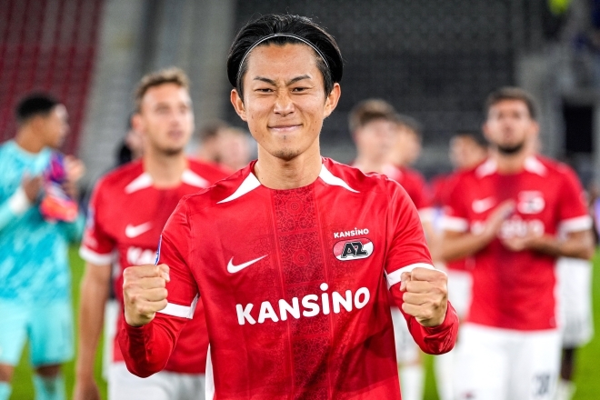 毎熊晟矢 選手 AZ オランダ ユニフォーム