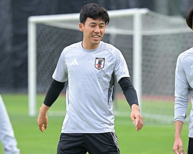 遠藤航セット DF陣に2人の離脱者、提案したい遠藤航の3バック起用。今後を見据えて