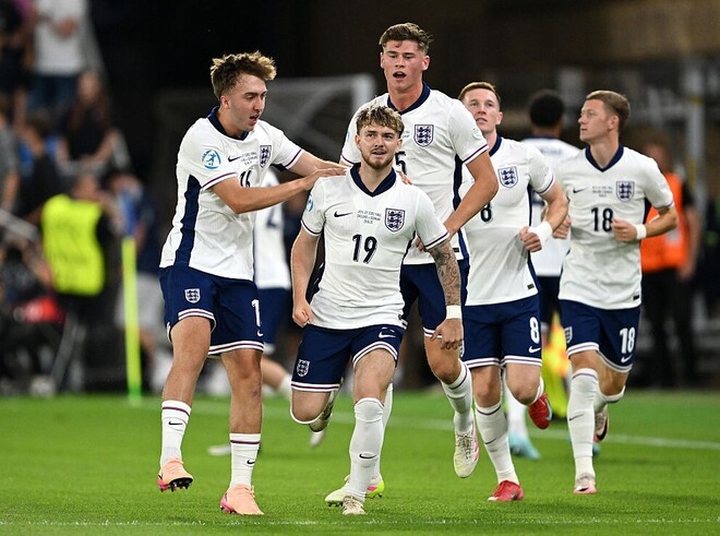 専用です！ U21 サッカーU-21日本代表スタメン案ラストマッチでエース爆発なるか