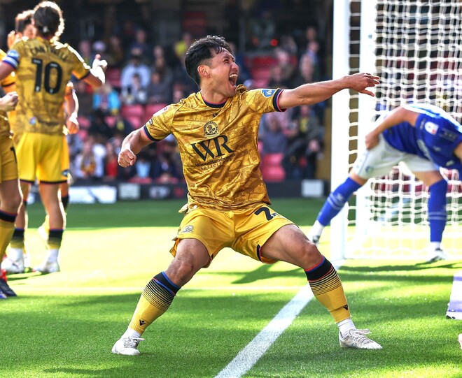 極美品　サッカー　イングランド代表 上下 NIKE イングランド女子代表 2025 ユニフォーム ホーム 半袖