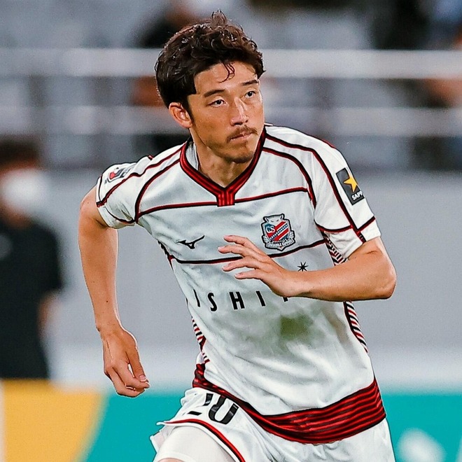 西大伍 選手 鹿島アントラーズ ピステ 練習着 サッカー 西大伍 選手 鹿島アントラーズ ピステ 練習着 サッカー 西大伍 選手