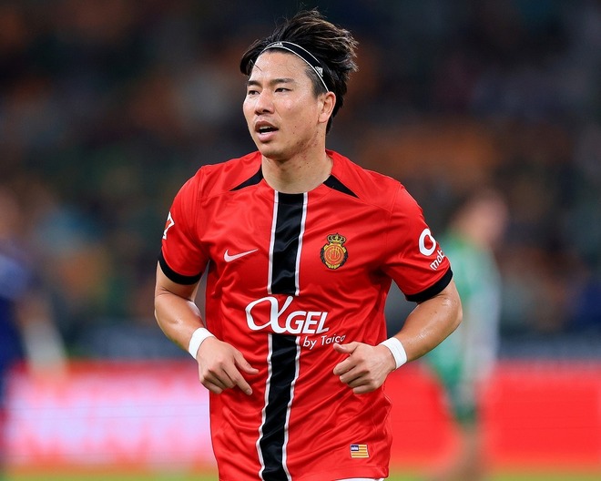 浅野拓磨 年々カッコ良さがましてます」浅野拓磨が“レベル31”を報告。最新