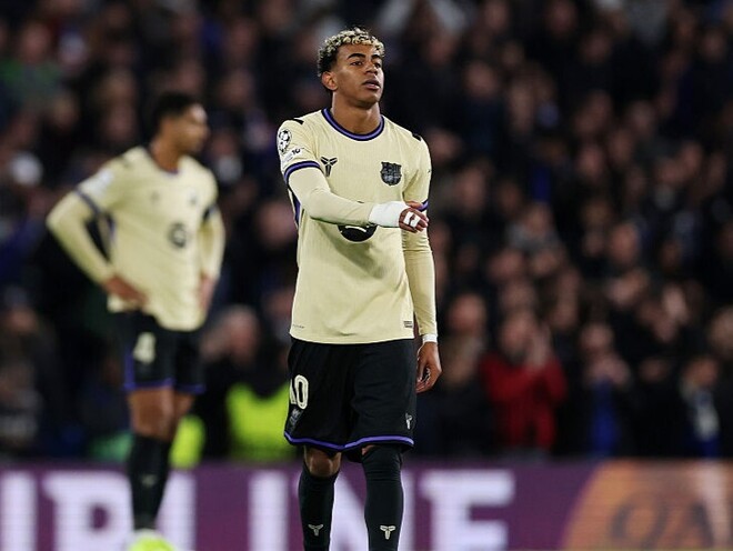 悪夢だ」「恐怖の夜」屈辱の“5対15”…バルサがまさかの0－3惨敗で