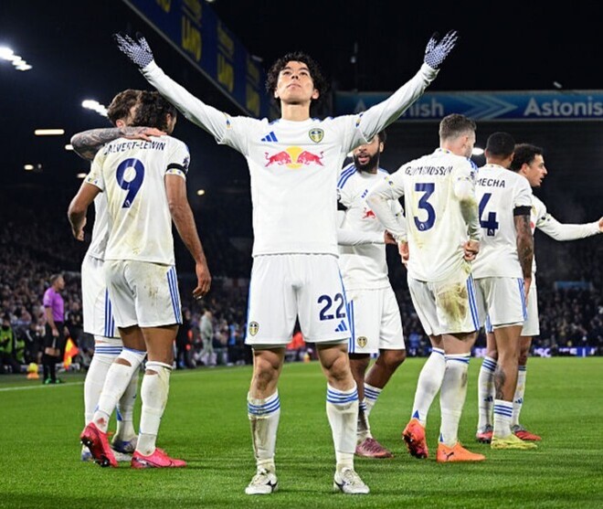 田中碧が驚愕のプレミア初ゴール！リーズを強豪チェルシー撃破に導く