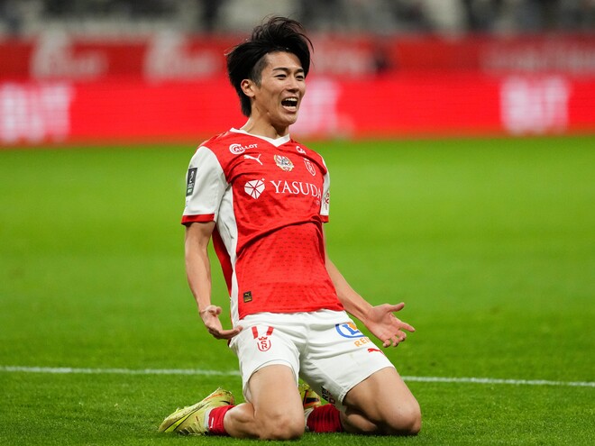 サッカー ドライブシュートかっこよすぎる」中村敬斗のスーパーミドルが炸裂