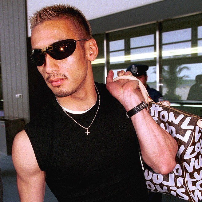 歴史に名を刻んだ」「過小評価されている」“日本の象徴”中田英寿を