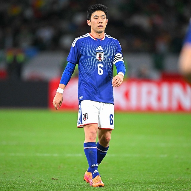 【正規品】遠藤航 東京オリンピック 日本代表 ホーム L 東京2020 ベスト4 33歳のキャプテン遠藤航が日本代表メンバー入り！自身3度目のW杯へ