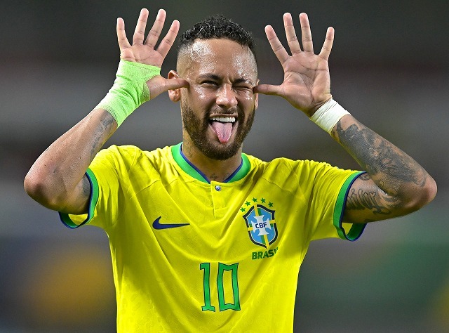ネイマール――その瞬間、お祭り騒ぎ。ブラジル代表監督はなぜ34歳をW杯