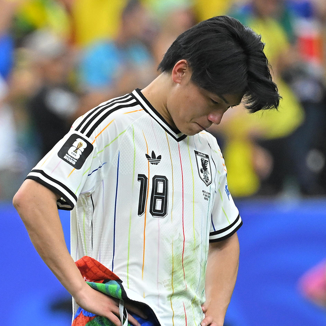 久保建英に起こされて…上田綺世が立ち上がれなかったブラジル戦での