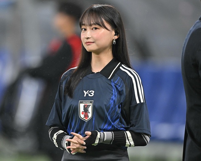 これが噂のピチユニネキ」まさか本人が！ 影山優佳の代表ユニ姿が話題