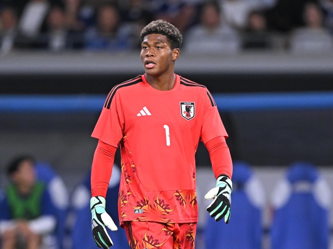 自分の役割がより重要になった」日本代表GK鈴木彩艶が明かしたプレミア