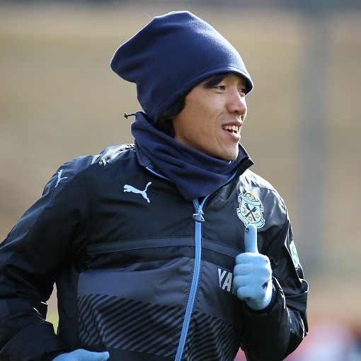 PHOTO】粉雪舞うなか中村俊輔がジュビロ磐田で初練習！ | サッカー