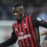 ミランはなぜニアングを追い出したのか 急転直下で後釜確保には苦心 サッカーダイジェストweb