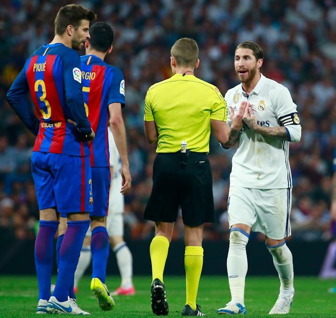 中…ジェラール・ピケ直筆サイン入り超 特大写真…Gerard Pique…セール中