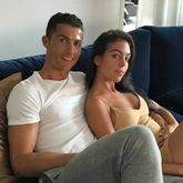 C ロナウドが 子供の母親 と初めて認めた美女は何者 サッカーダイジェストweb