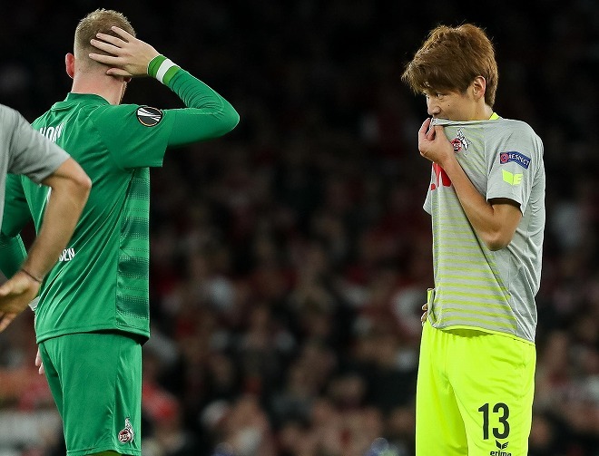 大迫勇也所属のケルン、25年ぶりの欧州の舞台がファンの暴動で台無しに