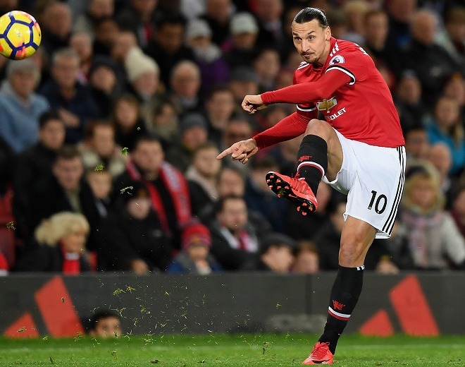 【正規品】マンチェスターユナイテッド　イブラヒモビッチ　ユニフォーム 激レア】マンU 16/17シーズン イブラヒモビッチ ユニフォーム Lサイズ