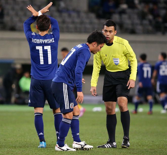 サッカー日本代表★大島僚太 初先発大島痛恨、2失点に絡み「球際で負けている」 - 日本代表