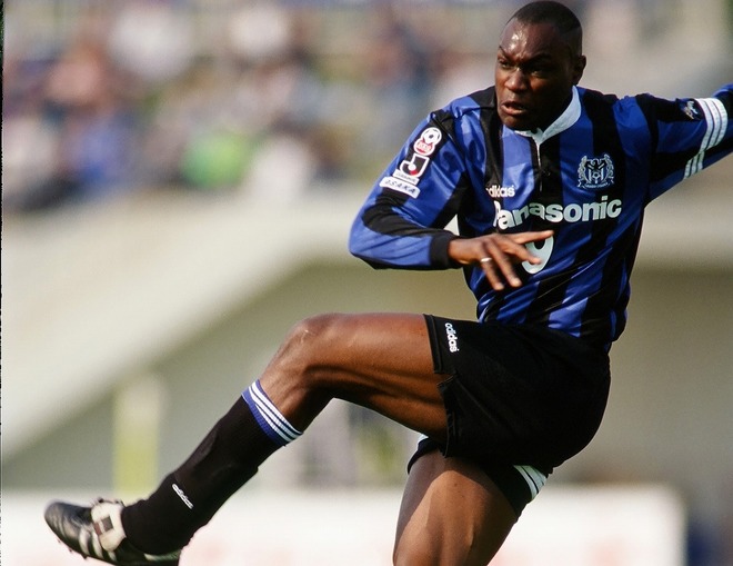 Jリーグ25周年】パトリック・エムボマ～“浪速の黒豹”の愛称はこうして