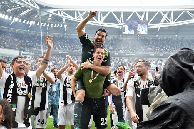 デル・ピエロ氏、ユーベ退団のブッフォンに「物語は終わらない」 元妻